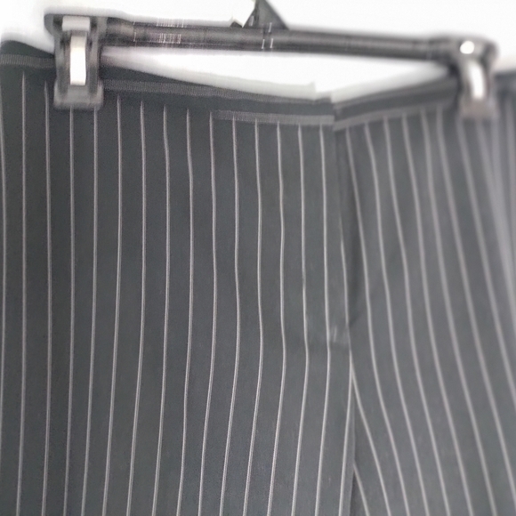 Woman pinstripe slacks/pants - Picture 5 of 12